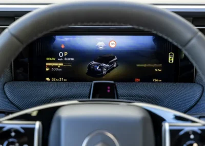 Citroen C5 Aircross, cyfrowe wskaźniki z widokiem pracy hybrydowego napędu