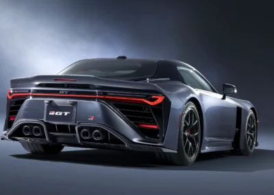 Toyota GR GT, zdjęcie studyjne, widok 3/4 prawy tył