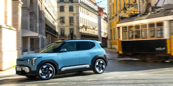 Ten samochód to przykład, że małe auta elektryczne są znacznie lepsze niż duże