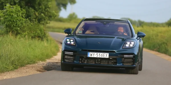 Zero przechyłów w zakrętach, czyli co znaczy zawieszenie z innego świata