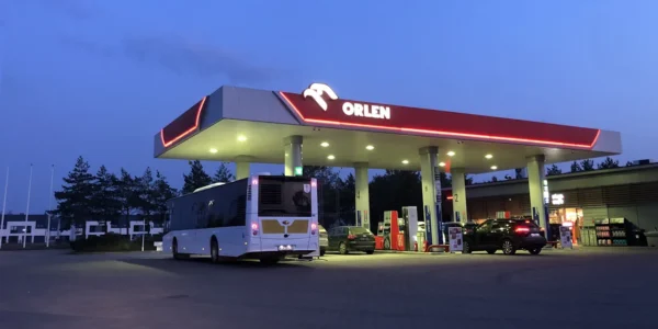 Orlen wprowadza obniżki cen paliw. Rabat do 35 groszy na litrze