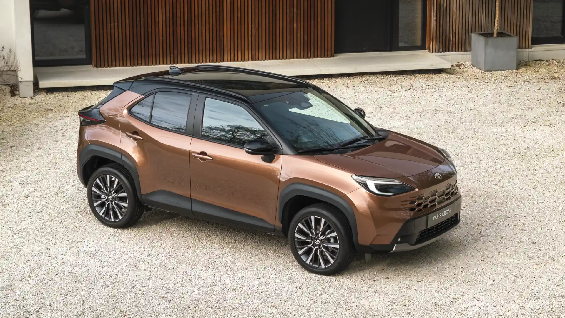 Toyota Yaris Cross, wersja 2026 – nowy przód, reszta po staremu