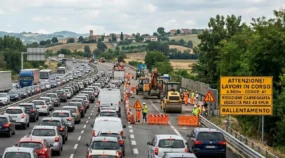 Koniec z płaceniem za postój w korku? Włochy będą zwracały opłaty za autostrady