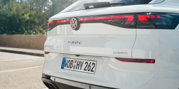 Volkswagen wprowadza nowy napęd hybrydowy. Debiutuje w Golfie i T-Rocu