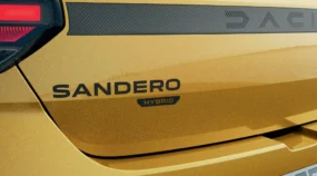 Hybryda trafia do bestsellerów. Dacia Sandero i Sandero Stepway z napędem Full Hybrid 155