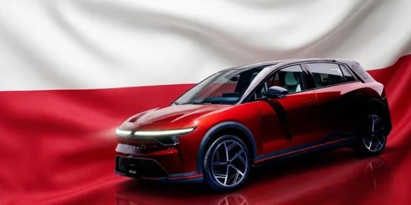 Samochód elektryczny z Polski coraz bliżej. Umowa z Foxconnem ma zostać podpisana w połowie września