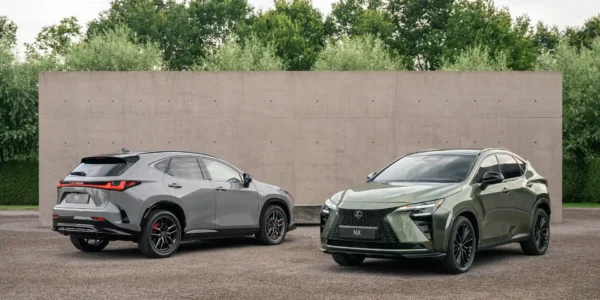 Większy zasięg na prądzie, nowa hybryda i wnętrze jak w większym ES-ie. Oto Lexus NX po face liftingu