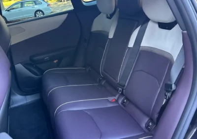 Mazda CX-6e – kanapa.