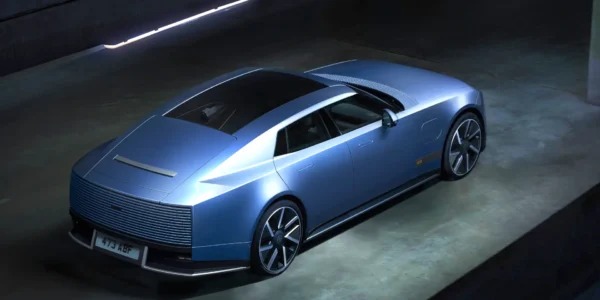 Jaguar wraca po przerwie i chce rozpocząć nowe życie od elektrycznego Type’a 01